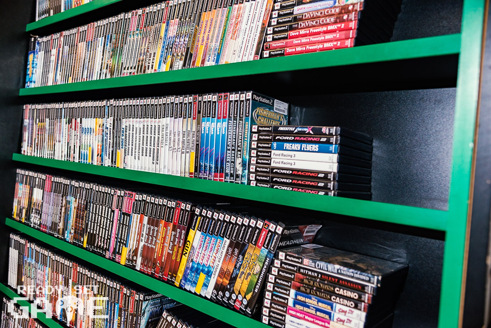 Ready set game videogame shelves.